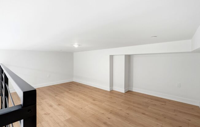 Studio, 1 bath, 473 sqft, $2,045, Unit 203-D