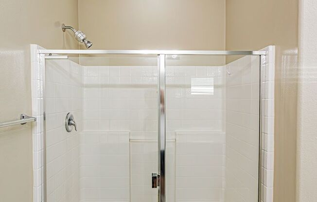3 beds, 3 baths, $2,200