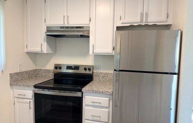 Stratford Arms Apartments
