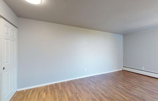 1 bed, 1 bath, 778 sqft, $945, Unit 11600 East 16th Ave #8