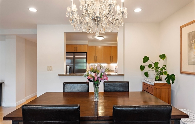 2 beds, 2 baths, 1,187 sqft, $5,800, Unit 304