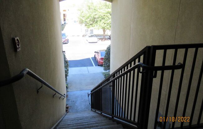 2 beds, 2 baths, $1,425, Unit Unit 2-11