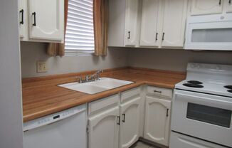 2 beds, 2 baths, $1,500, Unit UNIT A