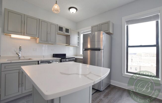 1 bed, 1 bath, 408 sqft, $1,975, Unit 707