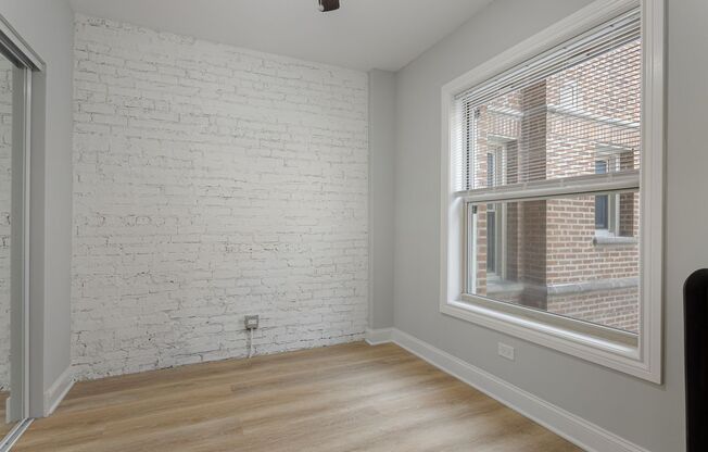 2 beds, 1 bath, 561 sqft, $2,100, Unit 1629-1D