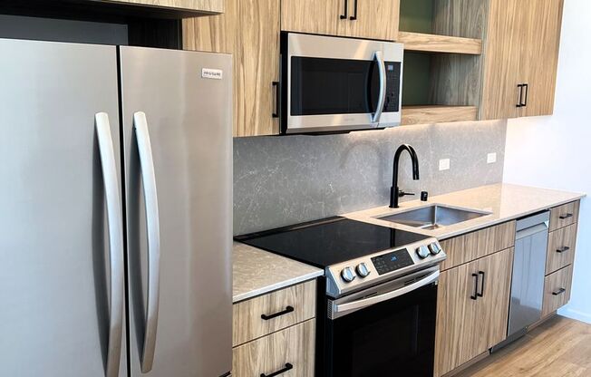 Studio, 1 bath, 354 sqft, $2,495, Unit 805