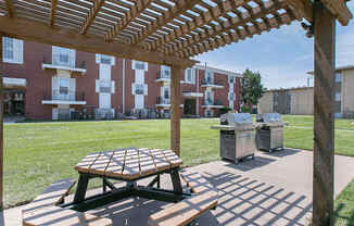 picnic area at Indian Hills Apartments