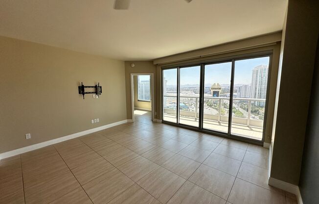 1 bed, 1.5 baths, $2,350, Unit #2505
