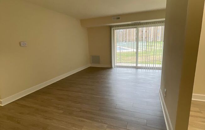 1 bed, 1 bath, 745 sqft, $1,685, Unit 14215 #A1