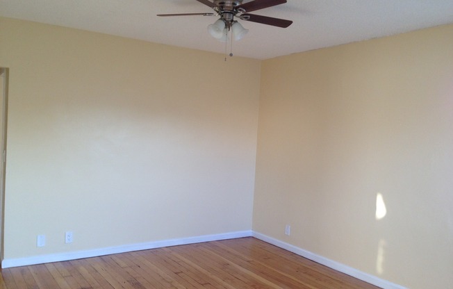 1 bed, 1 bath, $2,995, Unit 02