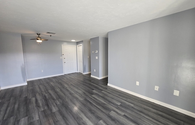 2 beds, 2 baths, 852 sqft, $2,380, Unit 502