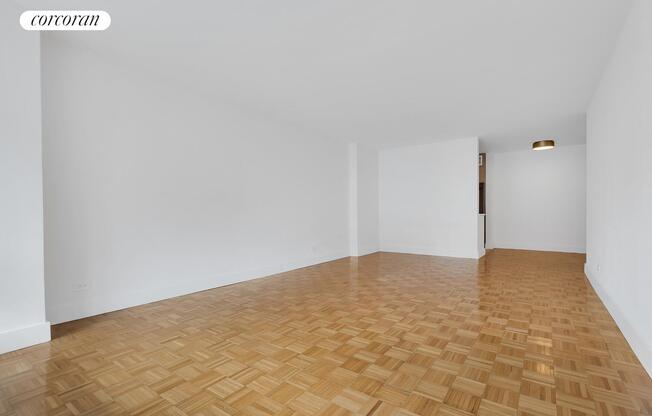 1 bed, 1 bath, $6,200, Unit FOURH