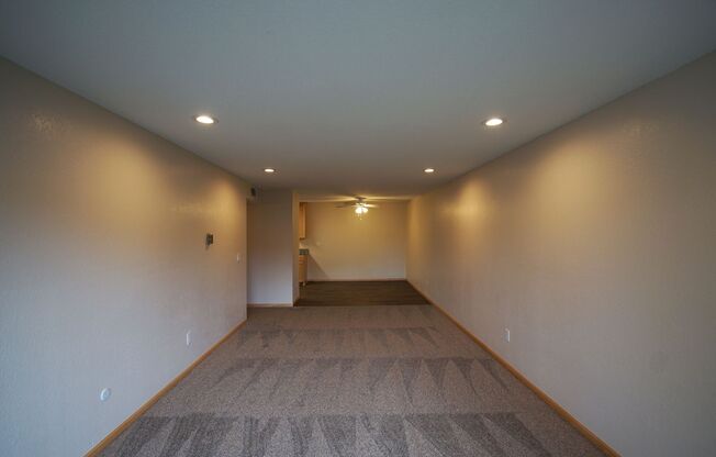 2 beds, 1 bath, 1,120 sqft, $1,724, Unit 308