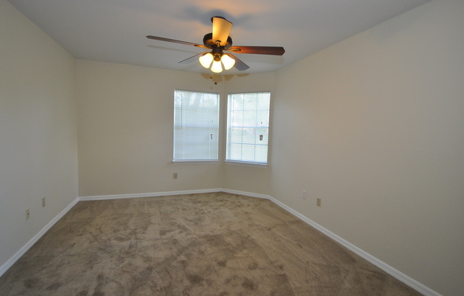 2 beds, 1 bath, $1,700