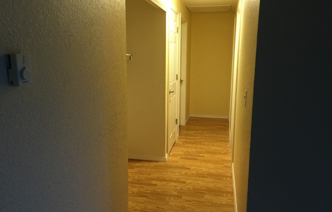 Jennings Lodge Apartments