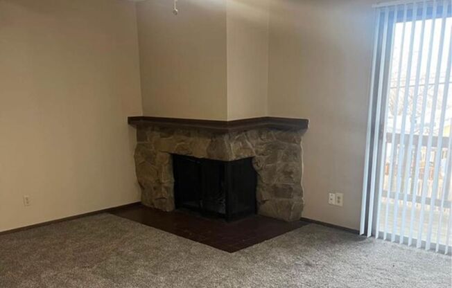 Studio, 1 bath, 500 sqft, $795, Unit 8220-03