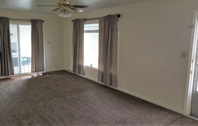 $500 Move In Incentive!  3 Bed 1 Bath Home For Rent in Clinton