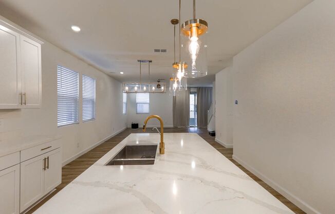 3 beds, 3.5 baths, $2,650