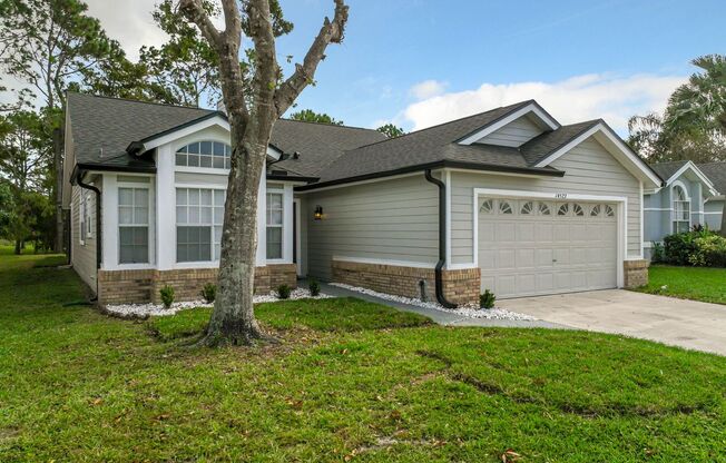 Hunter's Creek - 3 Bedroom, 2 Bathroom Pool Home