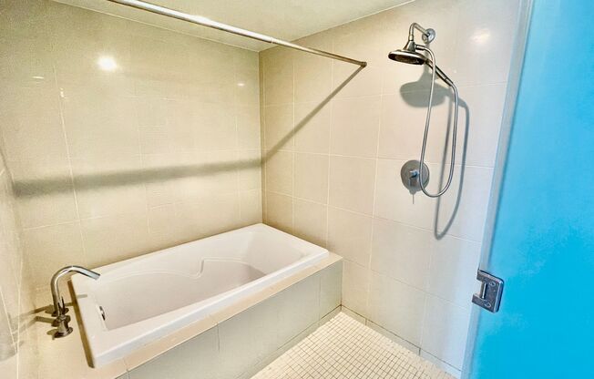 2 beds, 2 baths, $4,100