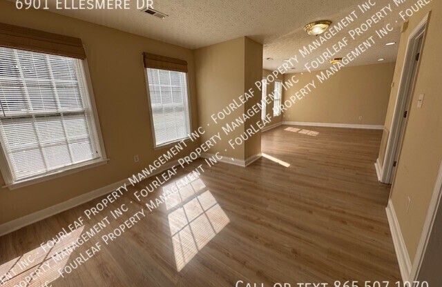 6901 ELLESMERE DR