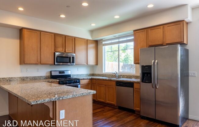 3150-3170 BANCROFT DR.