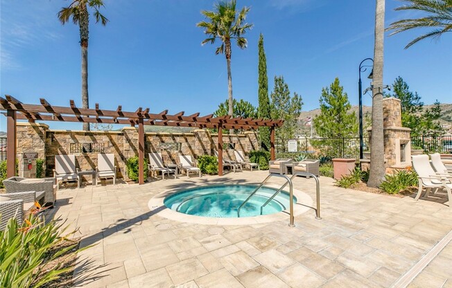 20512 ESMERELDA LN