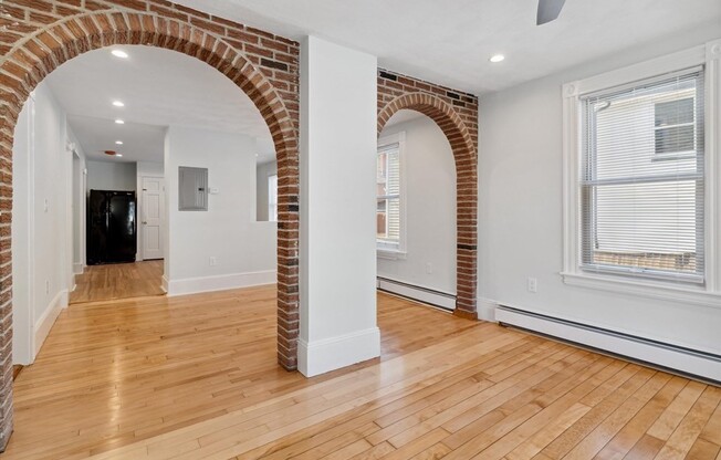 3 ORCH ST