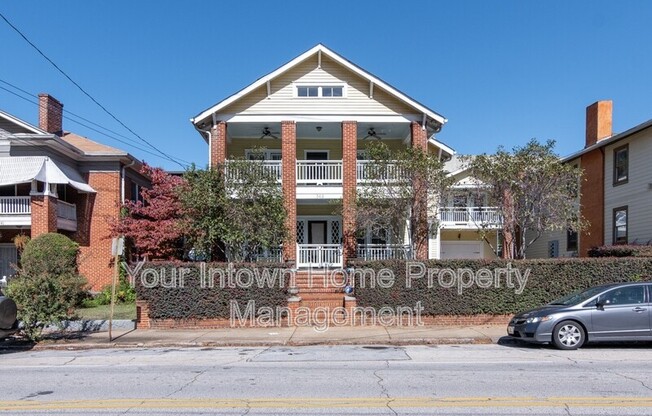 362 IRWIN ST NE