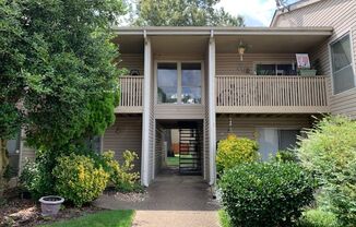 First Floor 2BD/2BA Condo on Memphis/Germantown Line!