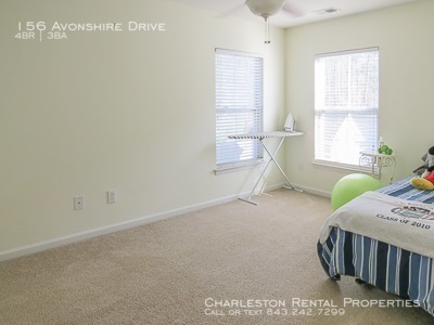 156 AVONSHIRE DR