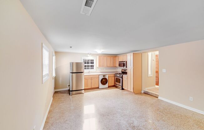 1 bed, 1 bath, 500 sqft, $1,700, Unit Unit 3