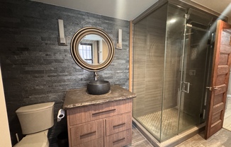 386 STERLING PL