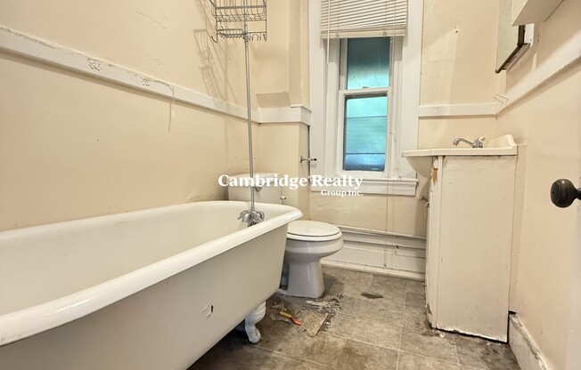 193 Mount Auburn St.