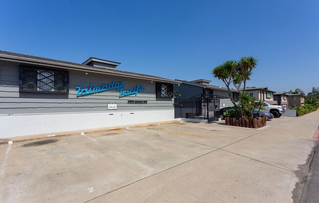 Talmadge Pacific Apartments
