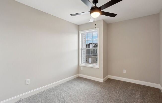 4 beds, 3 baths, 1,425 sqft, $1,795, Unit 201