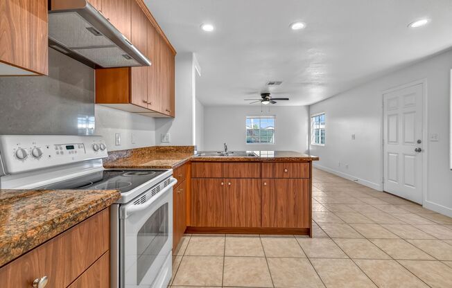 LOVELY MOVE-IN READY TWO-STORY TOWNHOME!