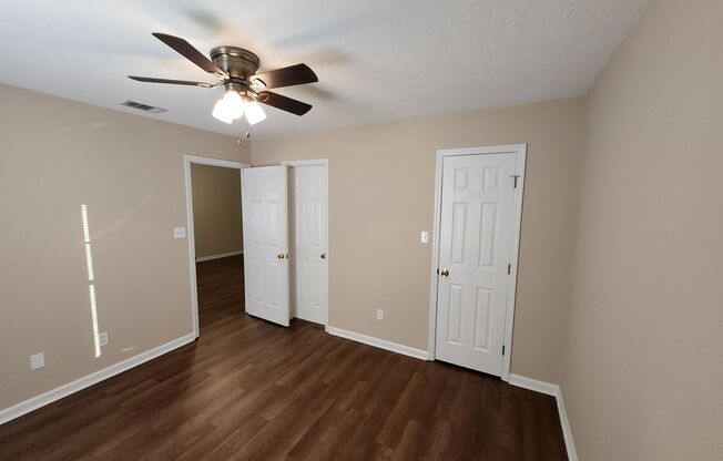 2 beds, 2 baths, $1,141