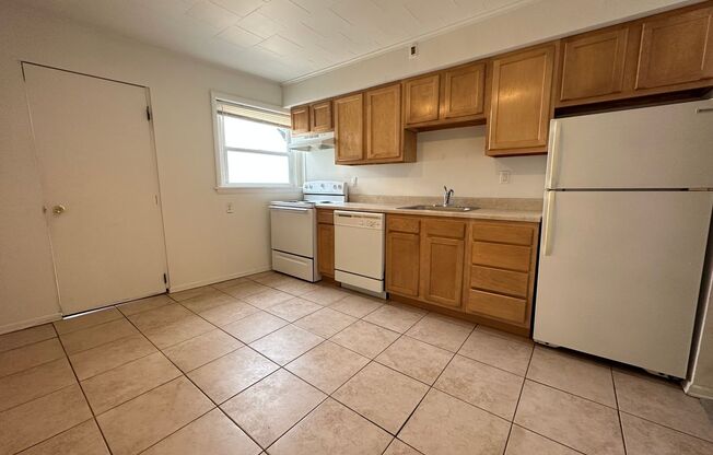 2 beds, 1 bath, 785 sqft, $1,299, Unit 3217 Brereton St. #1