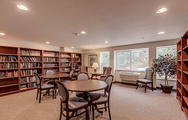 Silverdale Senior Apartments | Vintage at Silverdale