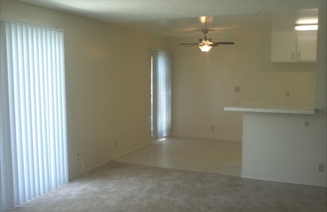 2 beds, 1 bath, $2,295