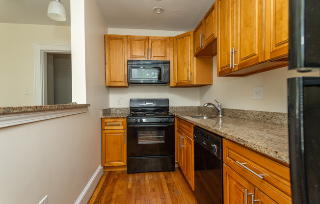 1 bed, 1 bath, 580 sqft, $2,600, Unit 15