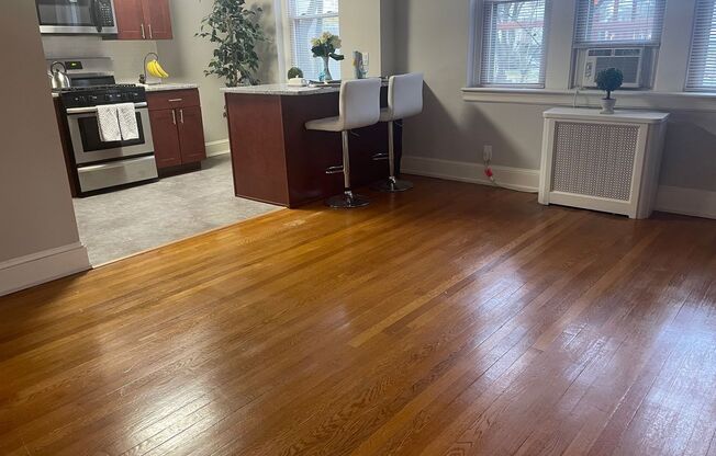 1 bed, 1 bath, 680 sqft, $1,875, Unit 306B