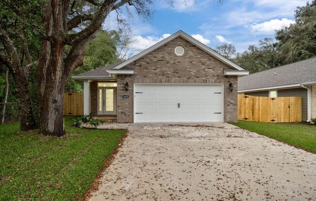 Beautiful, Nearly New Home in PRIME location!!