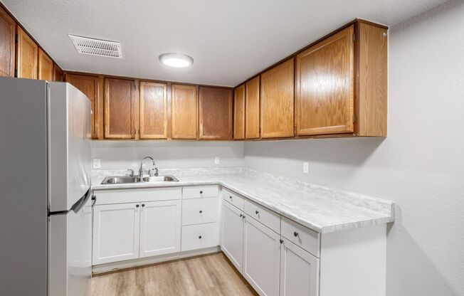 Scenic Hill Apartments