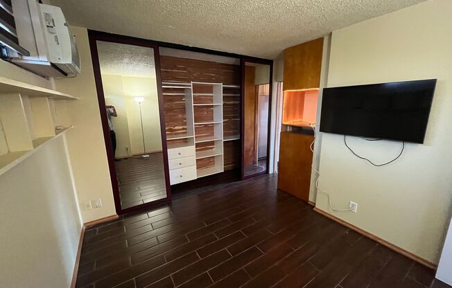 1 bed, 1 bath, $2,700, Unit APARTMENT 805