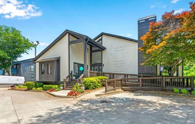 2 beds, 2 baths, 1,150 sqft, $1,599, Unit 0603