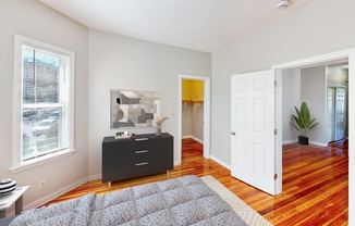 52 SUMNER ST