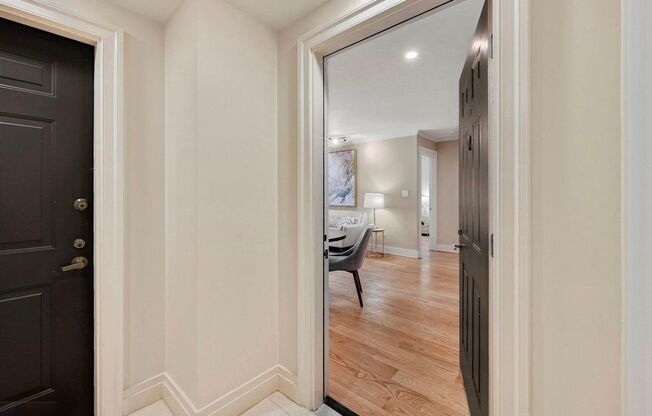 1312 Massachusetts Avenue NW Unit 607