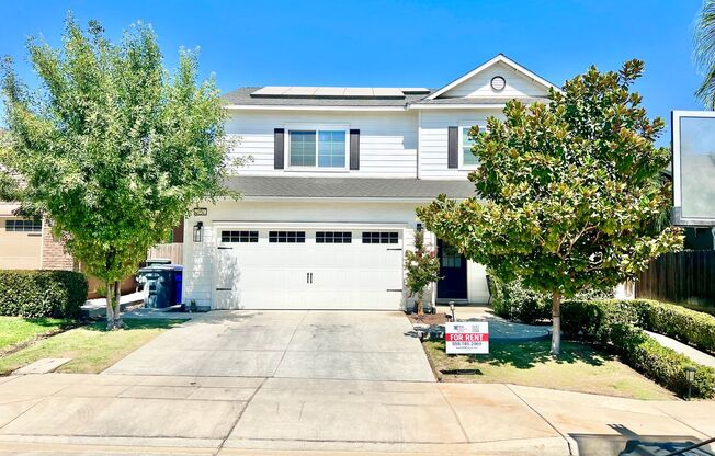 $2,595 Gettysburg & Leonard Ave, 4 Bedroom Home - San Gabriel Ave, Clovis